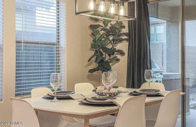 11723 W DONALD Court