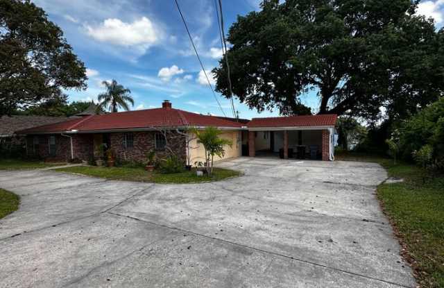 110 South Lake Florence Drive