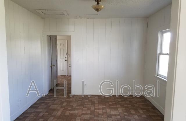 2502 South Pierce Street