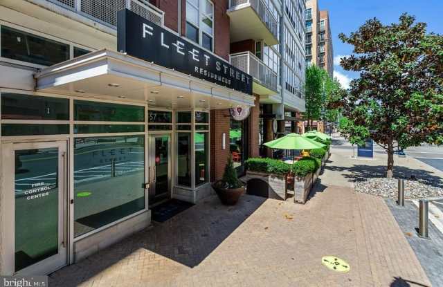 157 FLEET Street unit: Ph14