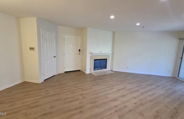 Photo of 697 Sutton Crest Trail unit: 303