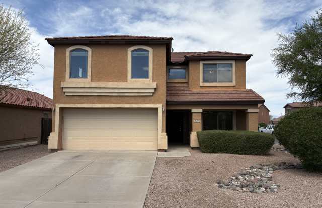 624 W Mesquite Tree LN