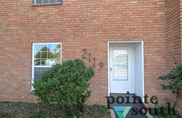 Photo of 2119 Langley Ave