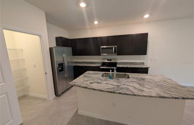 11154 CRESCENT DEER DR