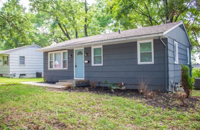 4726 Richmond Avenue - 4726 Richmond Avenue, Kansas City, MO 64129