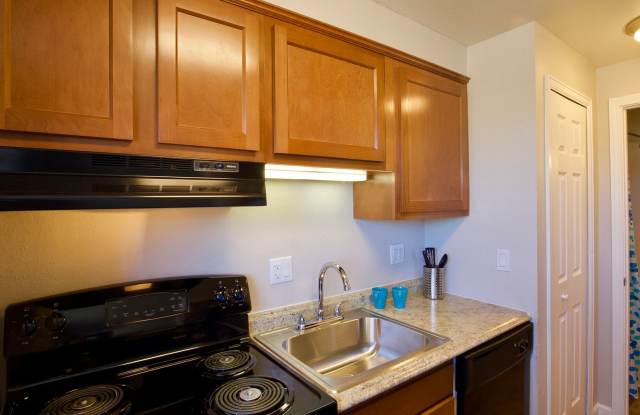 Kipling Village Apartments photos photos