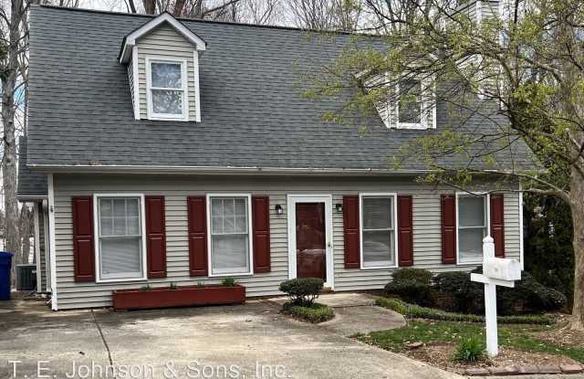 108 Edgedale Ct.