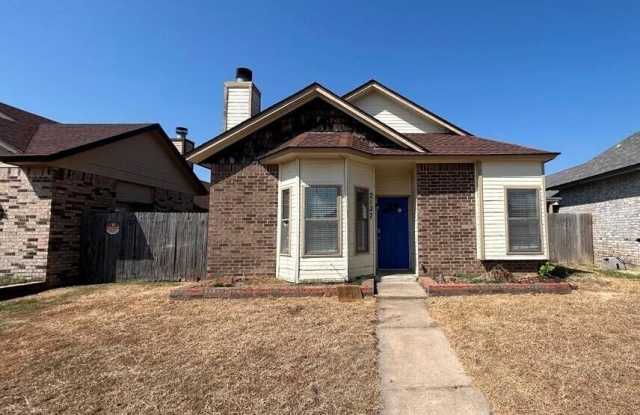 2127 Lonnie Ln