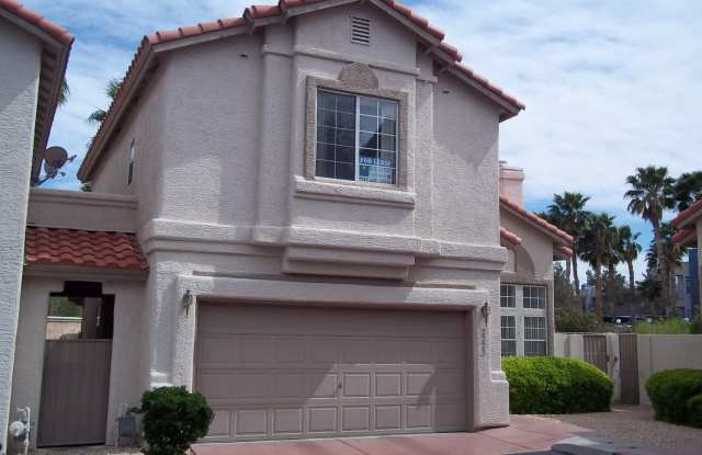 FANTASTIC GREEN VALLEY HOME IN GATED LEGACY VILLAGE COMMUNITY!
