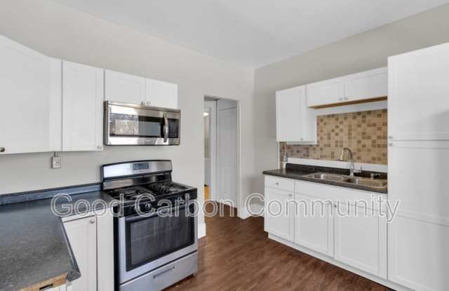 Photo of 357 Vermont St