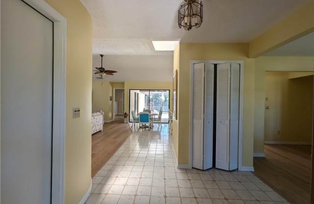 5306 SE Orange Street