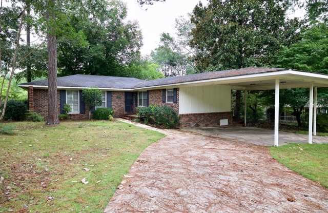 1030 Cumberland Dr