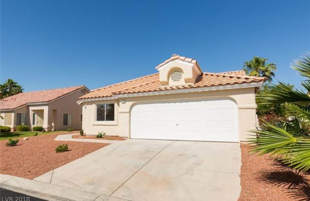 Unique 4 Bedroom 3 Bathroom Single Story Home in Guard Gated Community!!