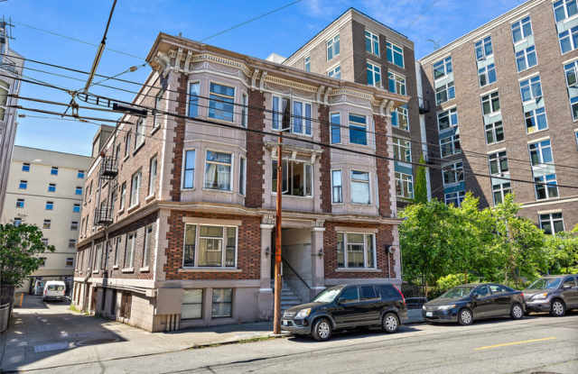 115 Bellevue Ave E