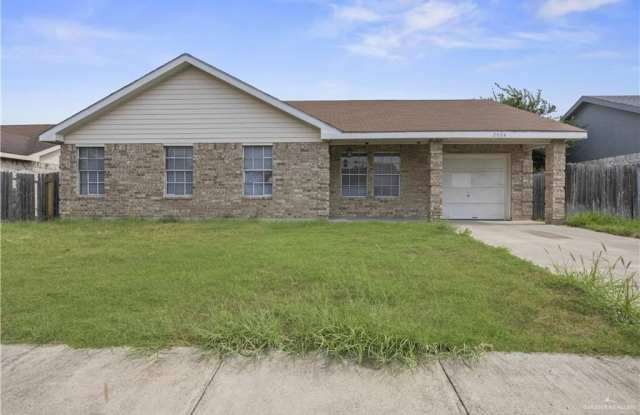 Photo of 2004 Fullerton Avenue