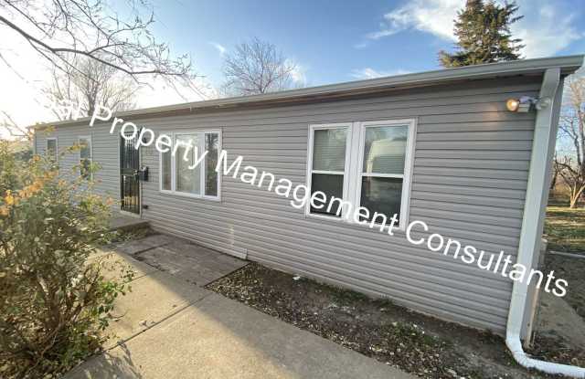 Spacious 3-Bedroom Grandview Home with Convenient Location!
