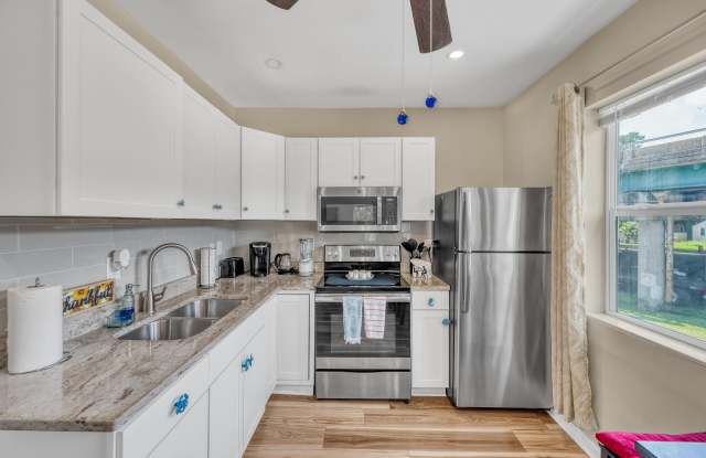 2128 Courtland Avenue