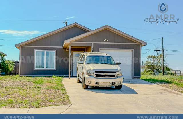 Photo of Charming 3-Bedroom House
