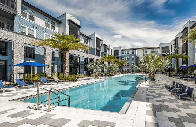 681 Addison Longwood Terrace Unit E21