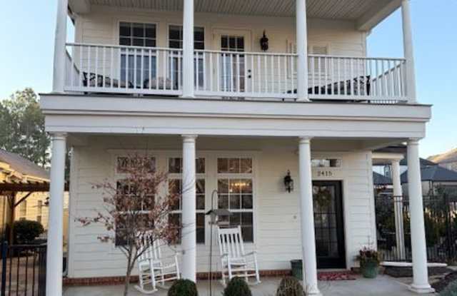 2415 E Frontier Elm Dr