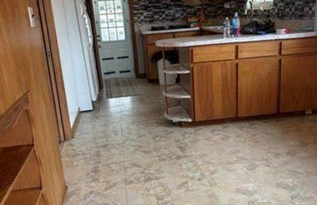 8539 Norborne Avenue