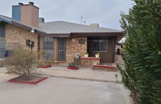 836 Destello Road - 836 Destello Road, El Paso, TX 79907