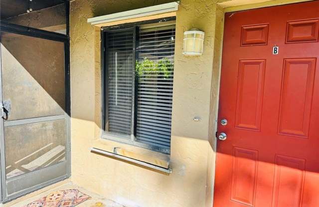 1025 SE 24th Avenue unit: 1