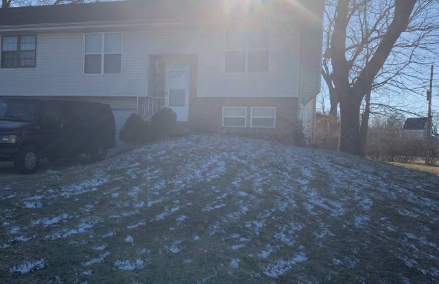 1013 Huntington Place,