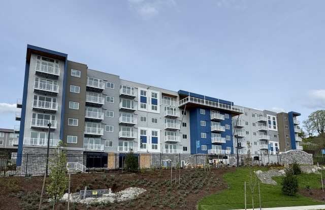 Grand Vista Apartments
