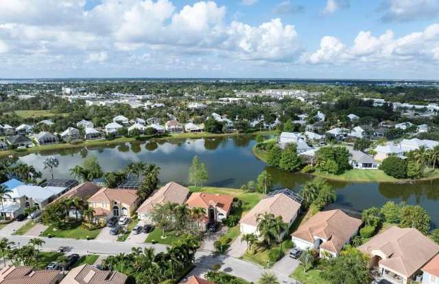 2096 NW Marsh Rabbit Lane