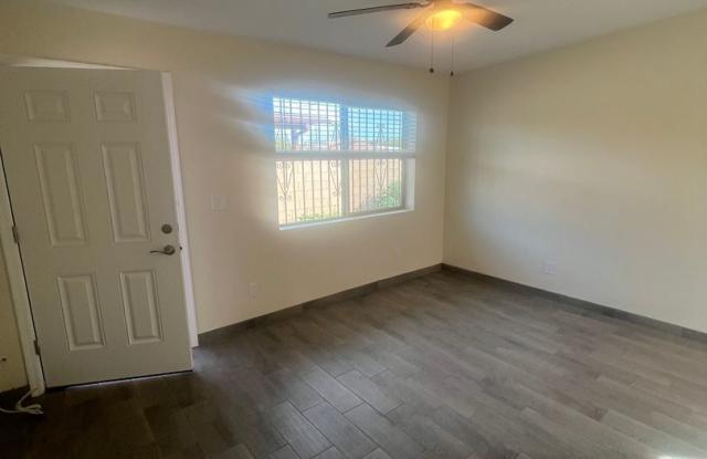 Newly Refurbish 2 Bed. 1 Ba. Duplex Apartment In Convenient Location Closed to Everthing