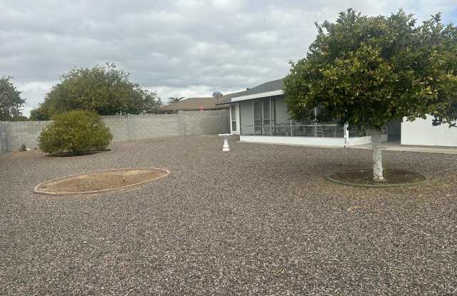 10127 W SHASTA Drive