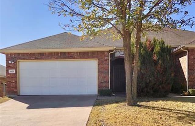 1021 Newcastle Drive - 1021 New Castle Drive, Weatherford, TX 76086