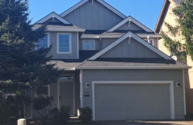 Photo of 3 Bedroom Home - Nice back yard - no applications pending available now !