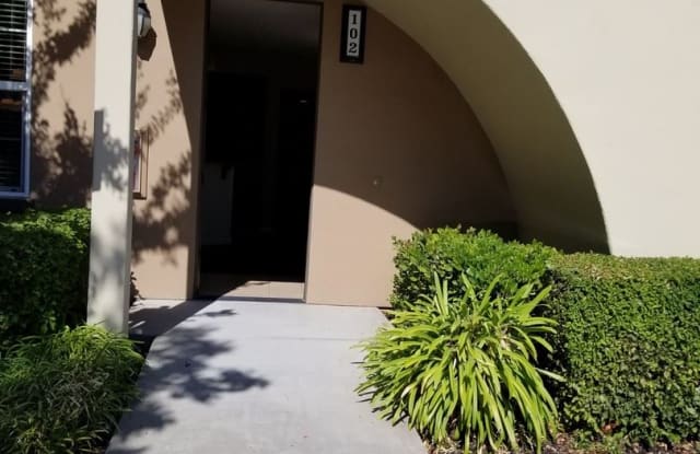 400 Regatta Lane #102** - 400 Regatta Lane, West Sacramento, CA 95605