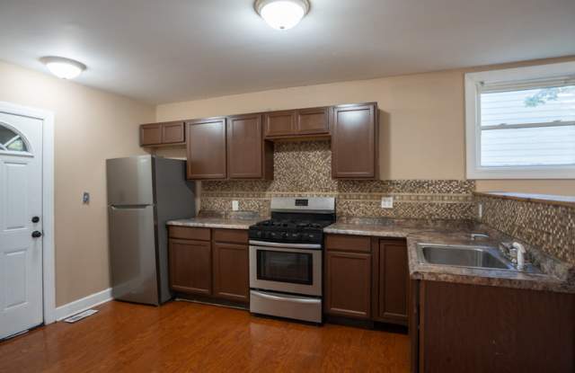 640 Myrtle Avenue - 2