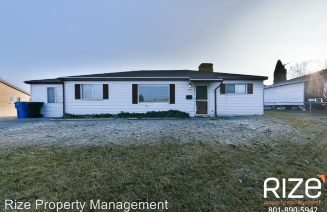 4765 W 5055 S - 4765 W 5055 S, Kearns, UT 84118