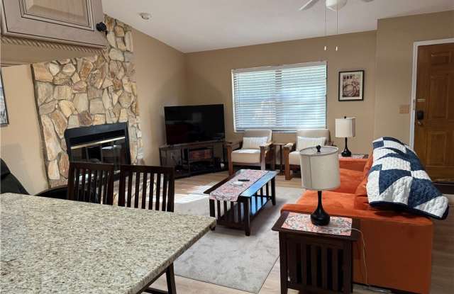 6792 S Holly Oak Point