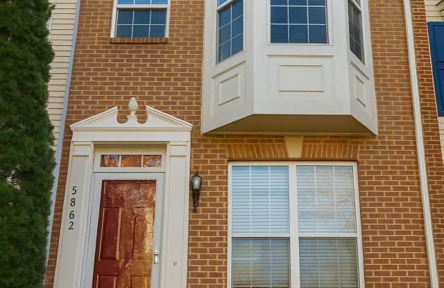 Photo of 5862 Summers Grove Rd