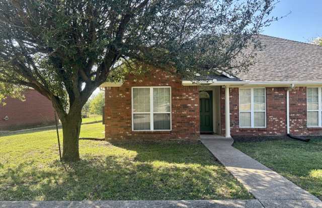 1019 North Riggins Street