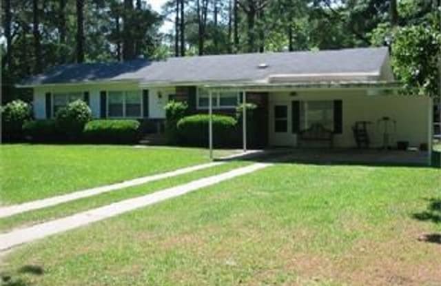 1107 W McRee Dr - 1107 West Mcree Drive, Valdosta, GA 31602