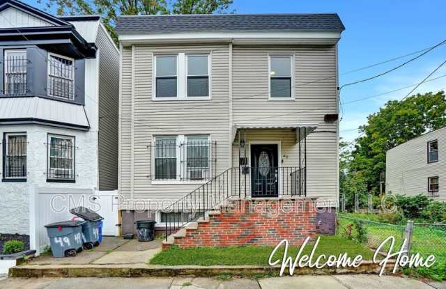 49 Tichenor Terrace