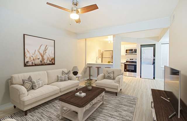 Photo of Nightingale on 25th