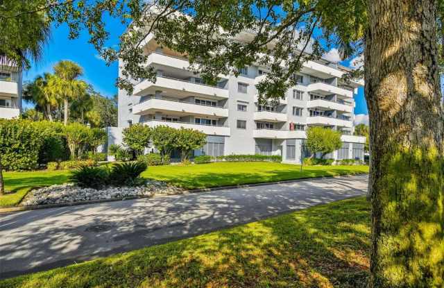 Photo of 1000 RIVERSIDE DRIVE