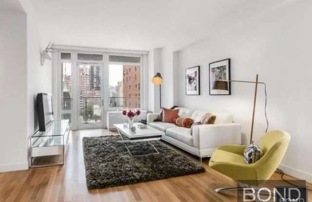 Photo of 501 East 74th Street