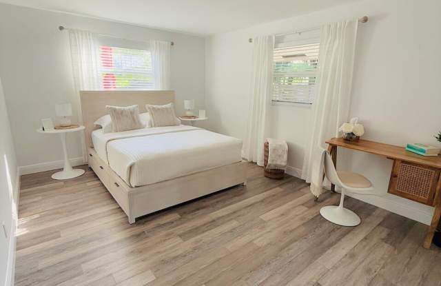 311 N Swinton Avenue