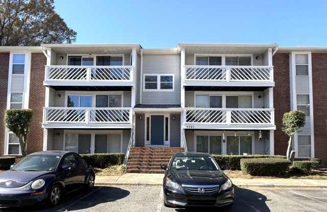 Photo of University Area Condo, 2 bd, 2bth