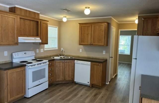 6414 Colonial Dr., #330