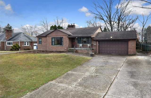 21775 Hillsdale Avenue