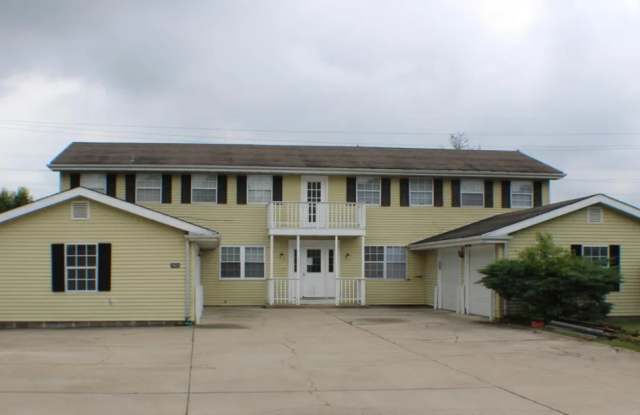 2805 Monmouth Court - 5C